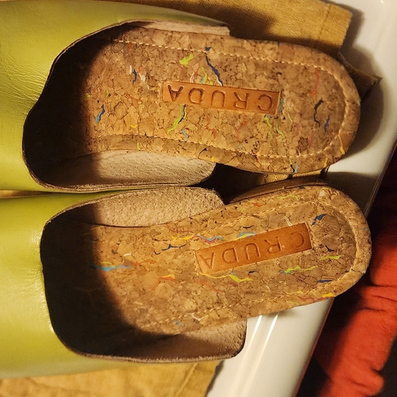 CRUDA FLATS - Picture 8 of 9